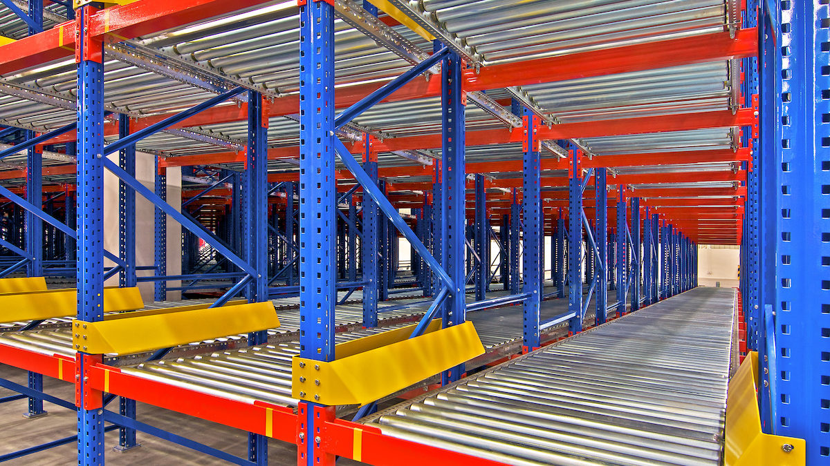 Shelf VS. Rack: What Is The Difference? – China Pallet Rack and Warehouse  Mezzanine Manufacturer